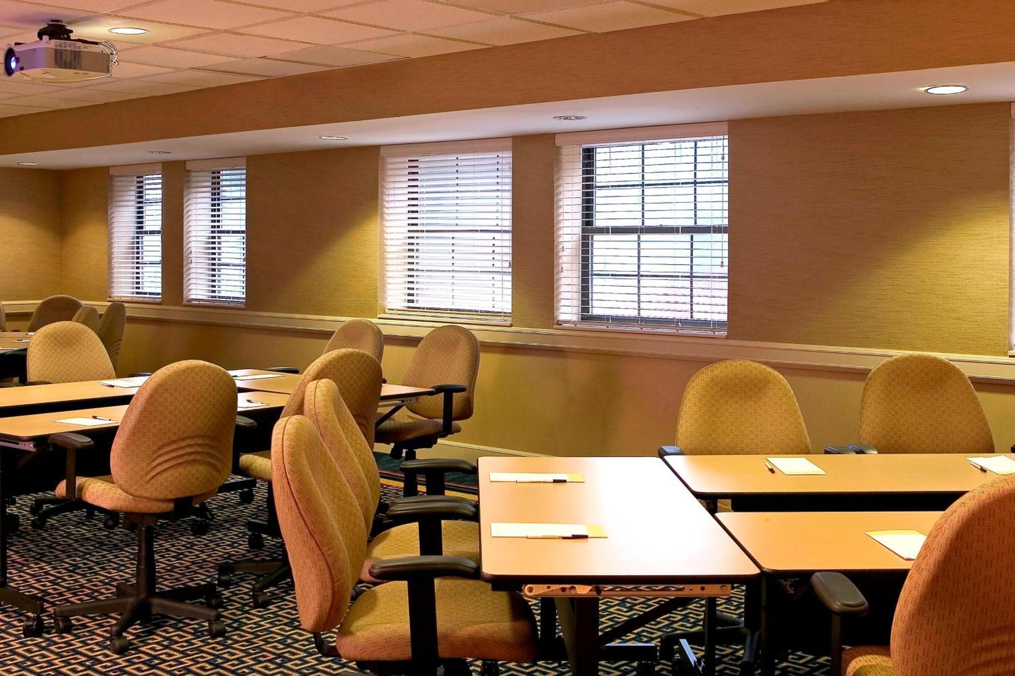Four Points By Sheraton Wakefield Boston Hotel & Conference Center Exteriér fotografie